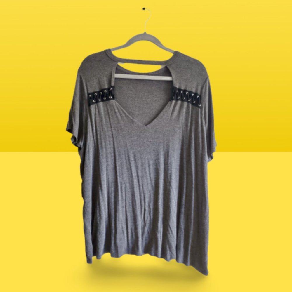 West Coast Love Grey Plus Size Top with design